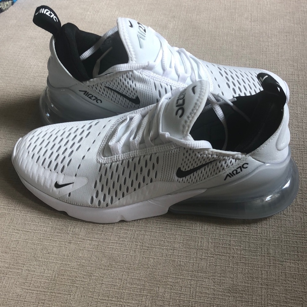 Nike Air Max 270